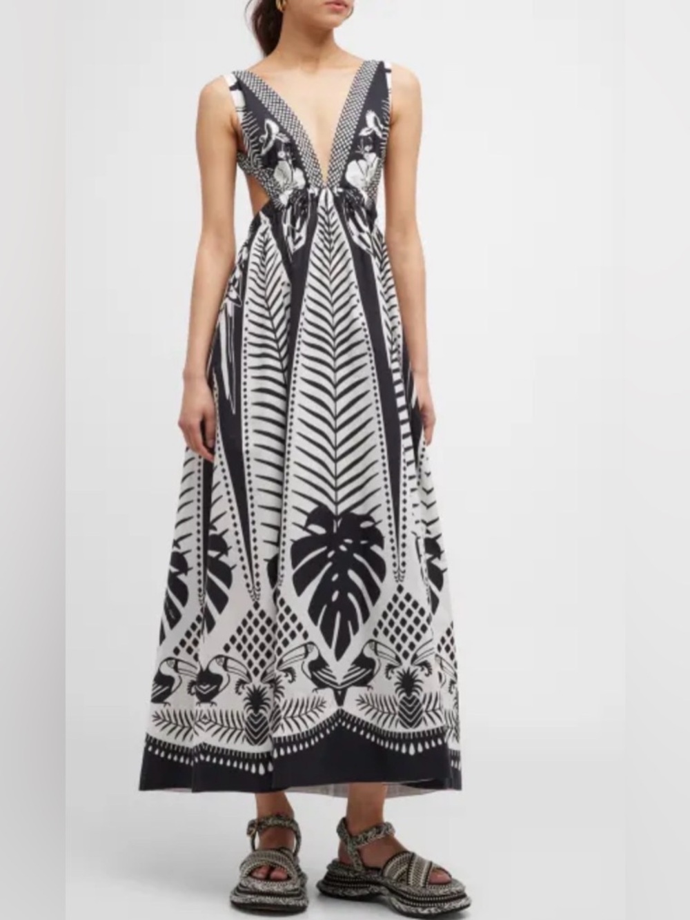 Macaw Elegance Black Maxi Dress size M